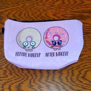Donut makeup pouch